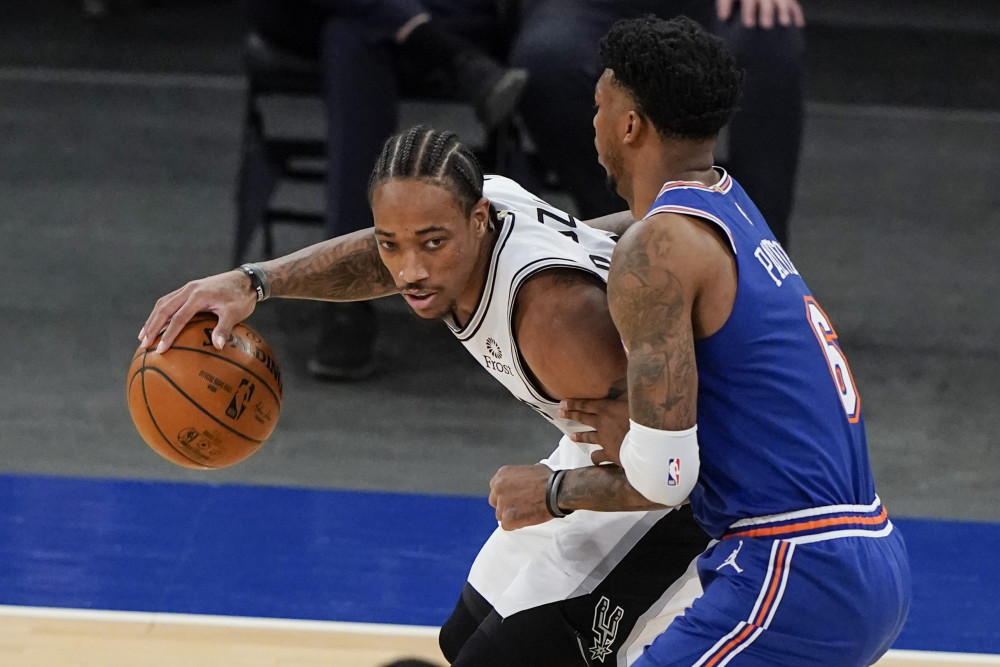  唐斯内外开花主导，森林狼大胜马刺送其跌出附加赛区